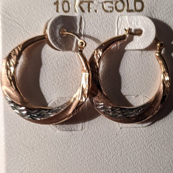 10 Tri Color Hoop Earrings - Picture 2 of 4
